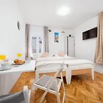 Apartment 3m Golden Gate