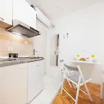 Apartment 3m Golden Gate