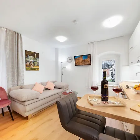 3m Golden Gate شقة *