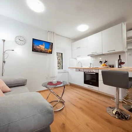 3m Golden Gate 아파트